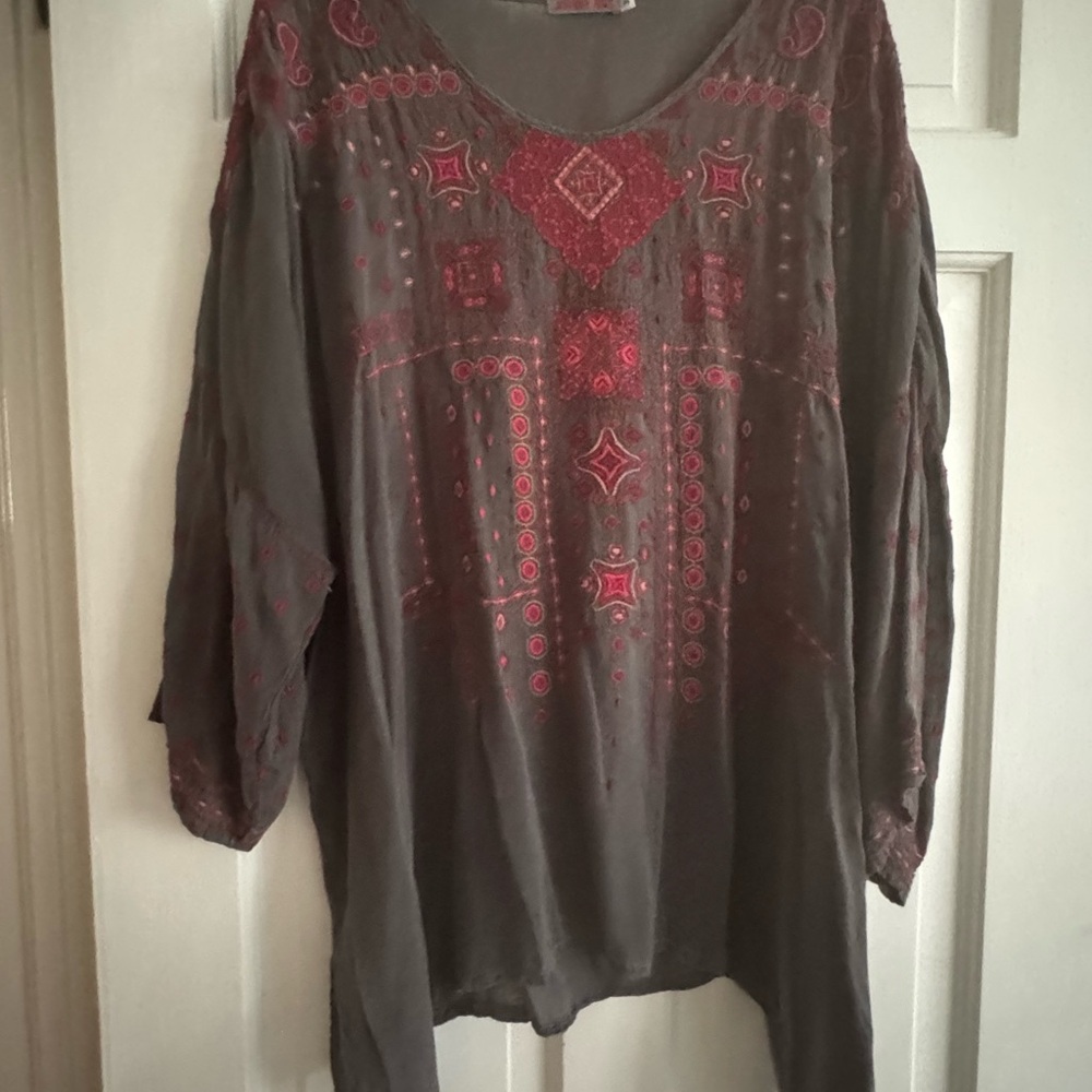 Johnny Was Gray 3/4 Sleeve Embellished Tunic
